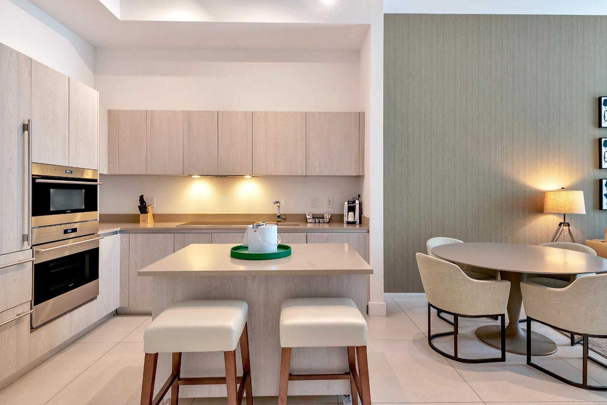 203-1Br/1Ba At The Beach Gem! Lux Amenities! Hollywood Zewnętrze zdjęcie